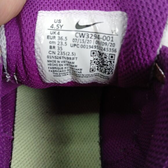 Nike Star Runner 4.5Y Women’s 6 Running Shoes Gray Iridescent Multicolor Laces - Picture 10 of 10